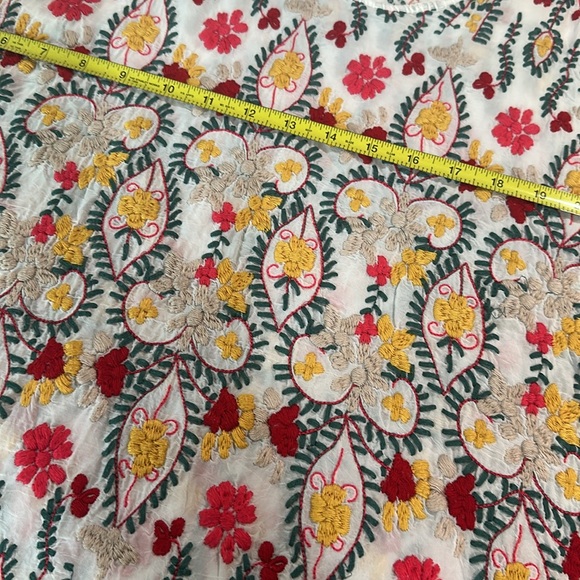 Beautiful embroidery Johnny Was top - Picture 10 of 10